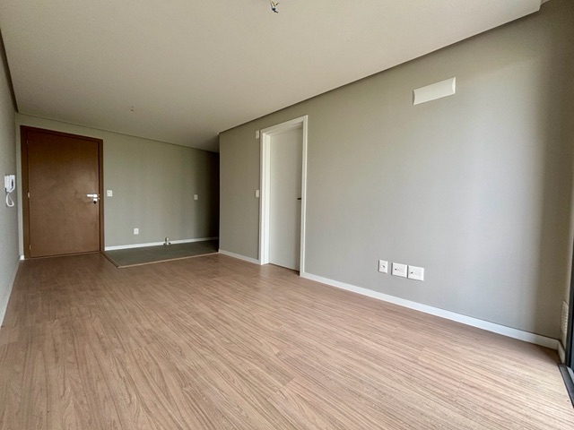 Apartamento 1 quarto e 1 banheiro, à venda, no bairro São Gonçalo em Pelotas