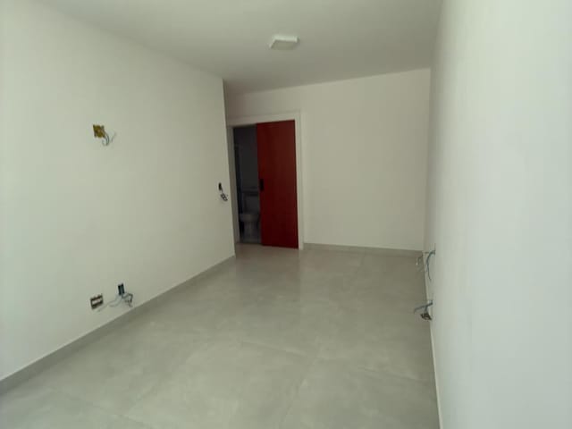 Apartamento 3 quartos e 2 banheiros, à venda, no bairro Samambaia em Petrópolis