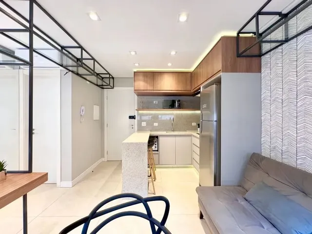 Apartamento 1 quarto e 1 banheiro, para alugar, no bairro Juvevê em Curitiba