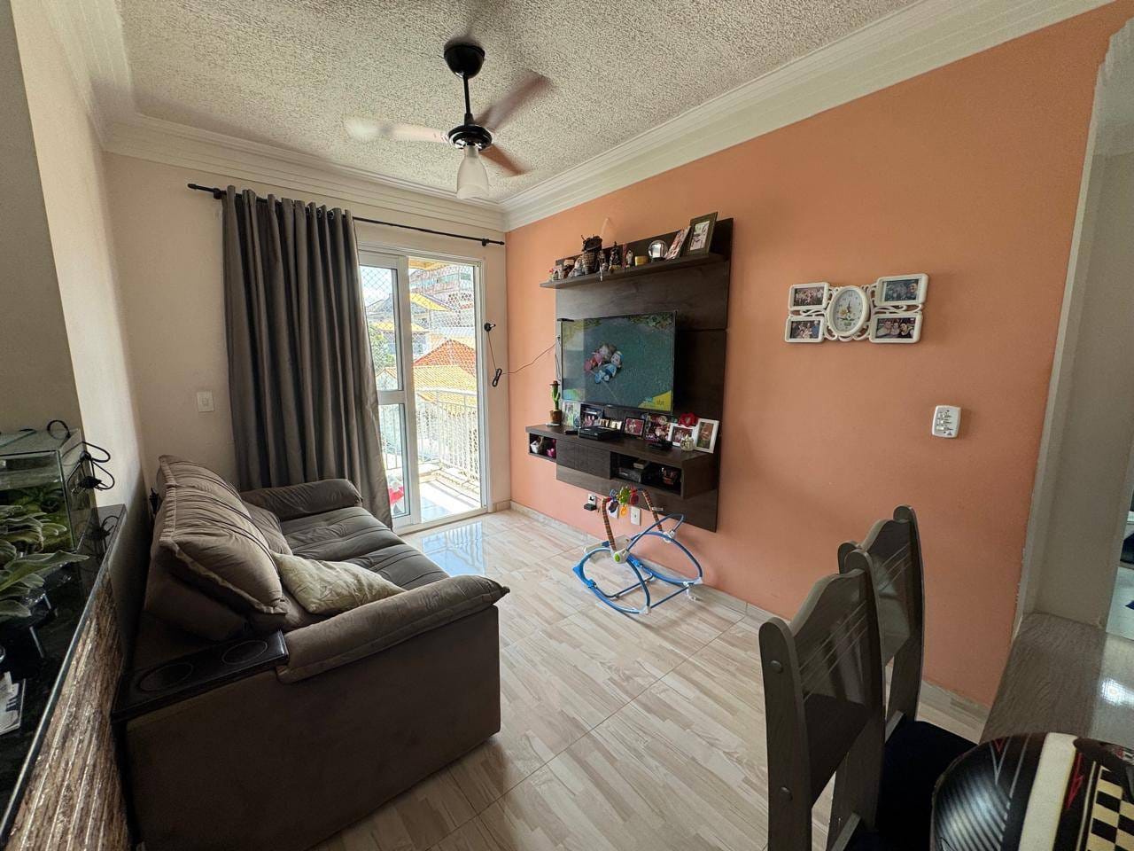 Apartamento à venda, 2 quartos, 1 banheiro, 1 vaga, 49m²