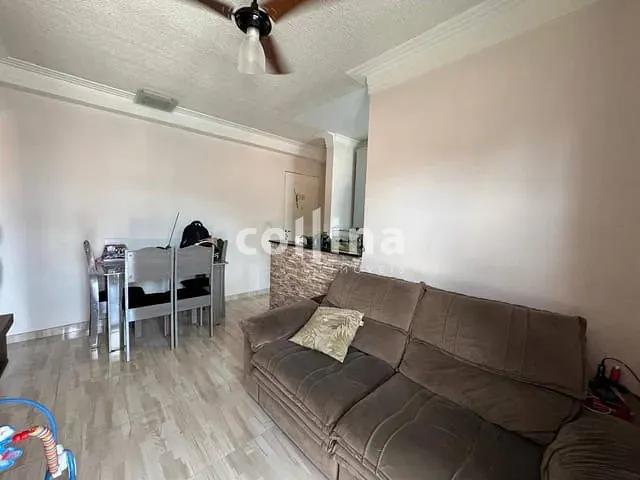 Apartamento com 49m² 2 quartos e 1 banheiro, à venda, no bairro Vila Ester em Carapicuíba