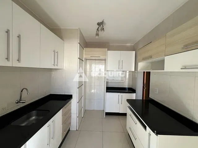 Apartamento 2 quartos e 1 banheiro, para alugar, no bairro Centro em Ponta Grossa