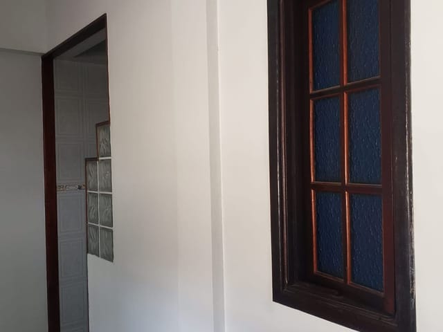 Apartamento 1 quarto e 1 banheiro, para alugar, no bairro Duarte Silveira em Petrópolis