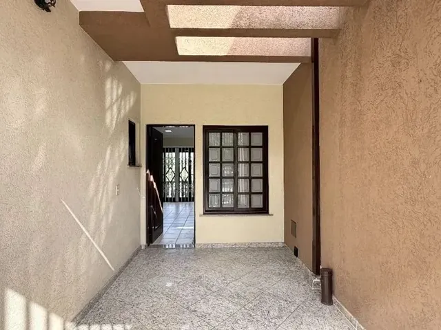 Apartamento 3 quartos e 2 banheiros, para alugar, no bairro Santa Felicidade em Curitiba