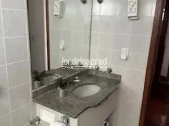 Apartamento 1 quarto e 2 banheiros, à venda, no bairro Saint Simon Residence em Londrina