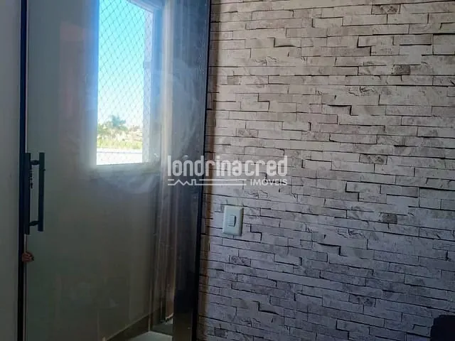 Apartamento com 70m² 2 quartos e 1 banheiro, à venda, no bairro Condomínio Lagoa Dourada - Acquaville em Londrina