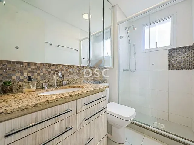Apartamento 2 quartos e 2 banheiros, à venda, no bairro Portão em Curitiba