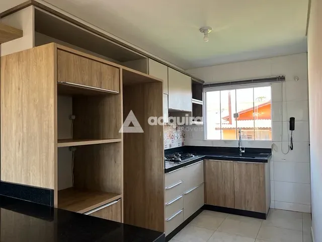 Apartamento com 75m² 2 quartos e 1 banheiro, para alugar, no bairro Uvaranas em Ponta Grossa