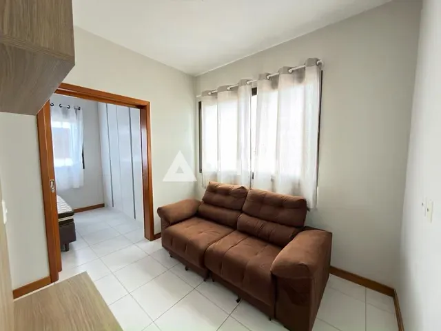 Apartamento 1 quarto e 1 banheiro, para alugar, no bairro Centro em Ponta Grossa