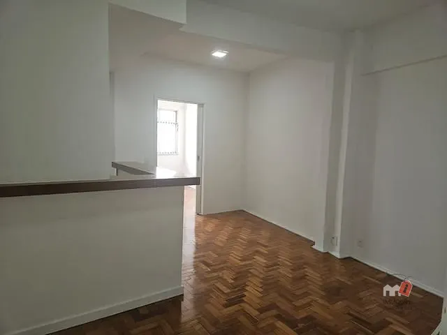 Apartamento à venda, no bairro Centro em Petrópolis