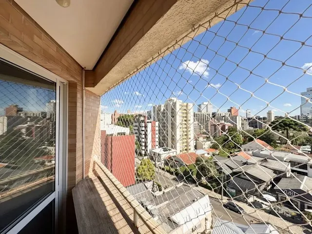 Apartamento 2 quartos e 2 banheiros, à venda, no bairro Alto da Glória em Curitiba