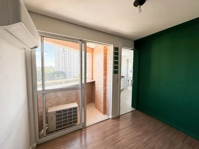 Apartamento 2 quartos e 2 banheiros, à venda, no bairro Alto da Glória em Curitiba