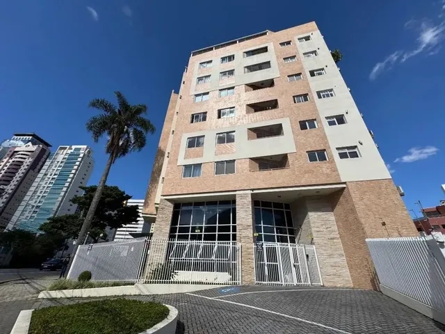 Apartamento 2 quartos e 2 banheiros, à venda, no bairro Alto da Glória em Curitiba