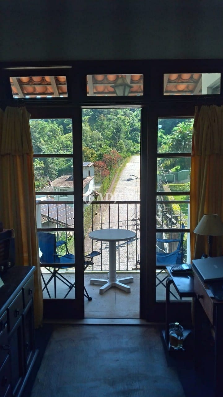 Apartamento à venda com 1 quarto, 39m² - Foto 19