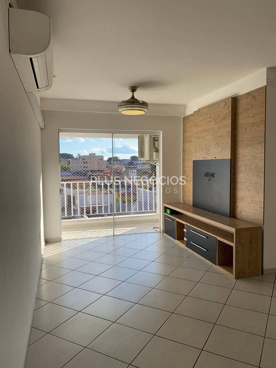 Apartamento à venda com 3 quartos, 108m² - Foto 4