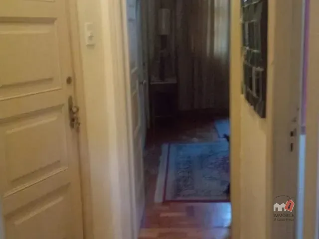 Apartamento 1 quarto e 1 banheiro, à venda, no bairro Centro em Petrópolis
