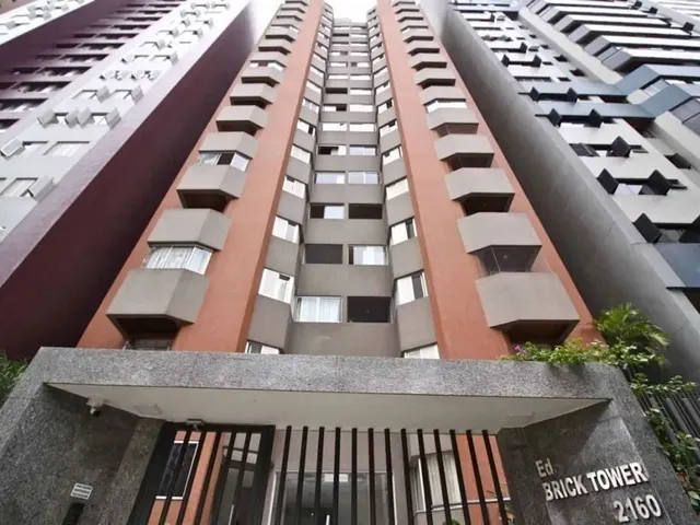 Apartamento 3 quartos e 2 banheiros, para alugar, no bairro Champagnat em Curitiba
