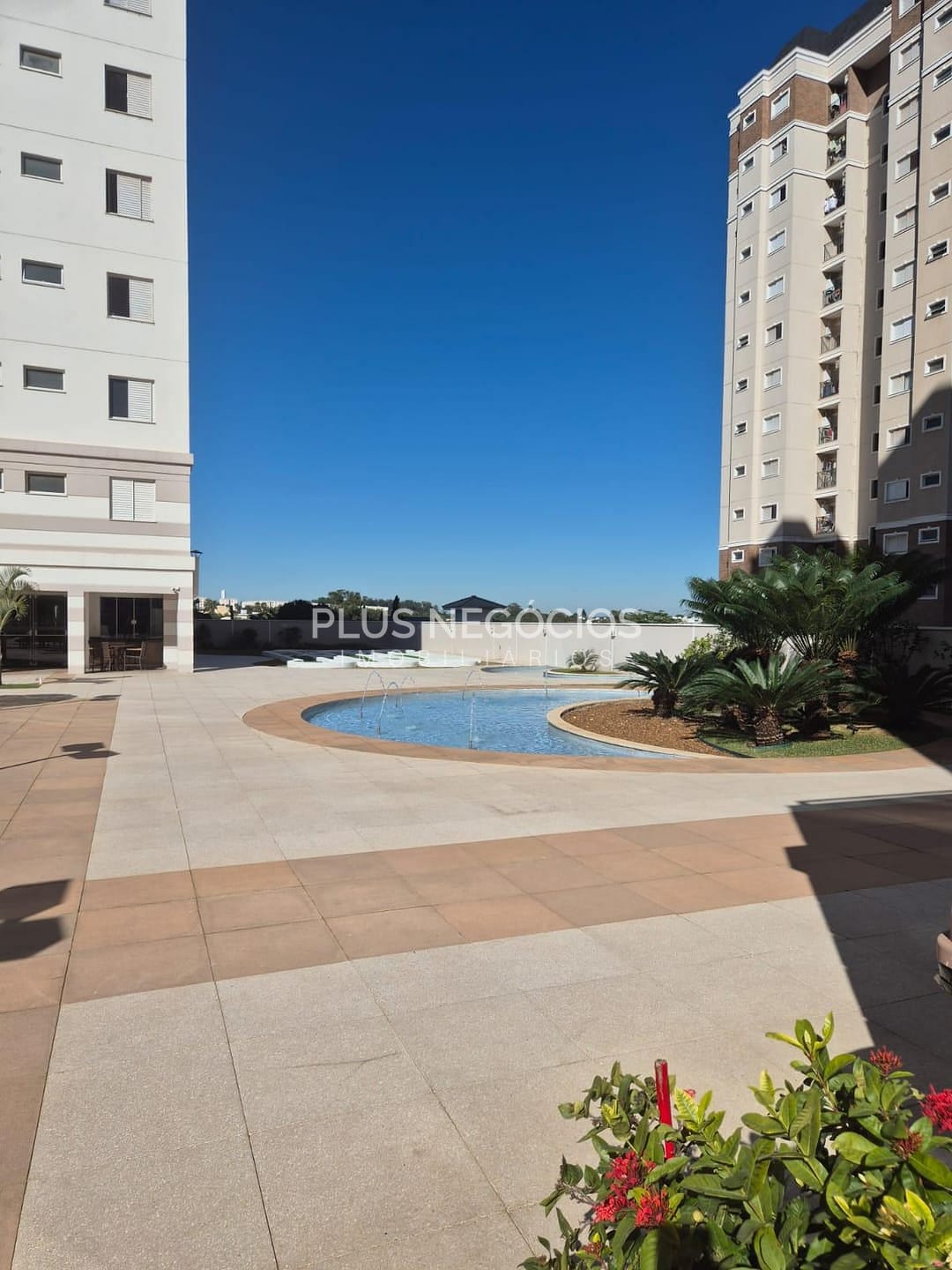 Apartamento à venda e aluguel com 3 quartos, 90m² - Foto 1
