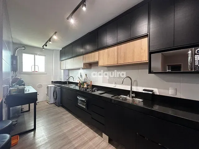 Apartamento 2 quartos e 2 banheiros, à venda, no bairro Centro em Ponta Grossa