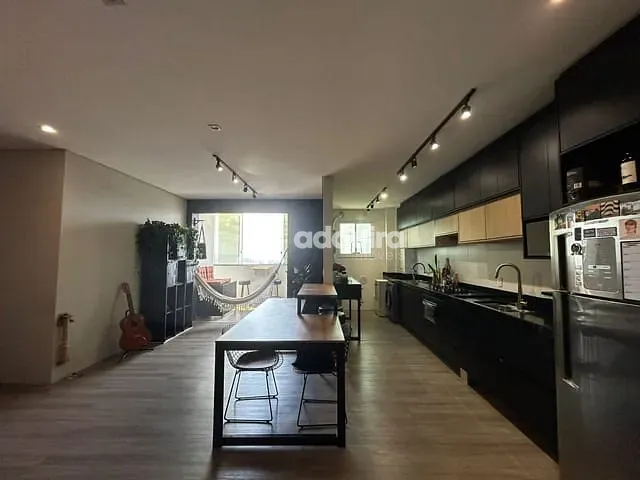 Apartamento 2 quartos e 2 banheiros, à venda, no bairro Centro em Ponta Grossa