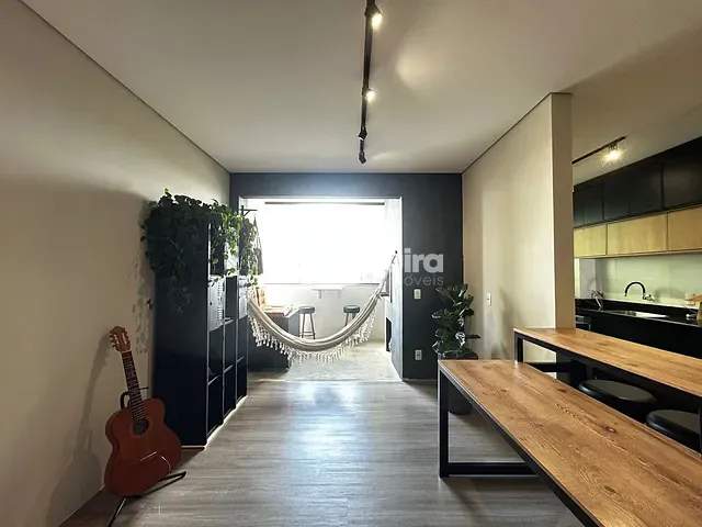 Apartamento 2 quartos e 2 banheiros, à venda, no bairro Centro em Ponta Grossa