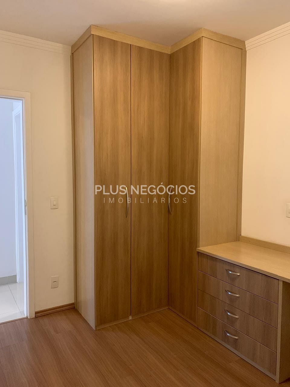 Apartamento à venda com 3 quartos, 86m² - Foto 18