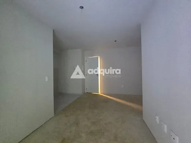 Apartamento 2 quartos e 1 banheiro, à venda, no bairro Contorno em Ponta Grossa