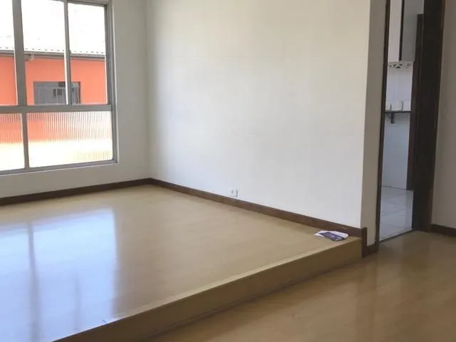Apartamento 3 quartos e 2 banheiros, à venda, no bairro Água Verde em Curitiba