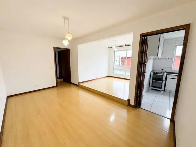 Apartamento 3 quartos e 2 banheiros, à venda, no bairro Água Verde em Curitiba