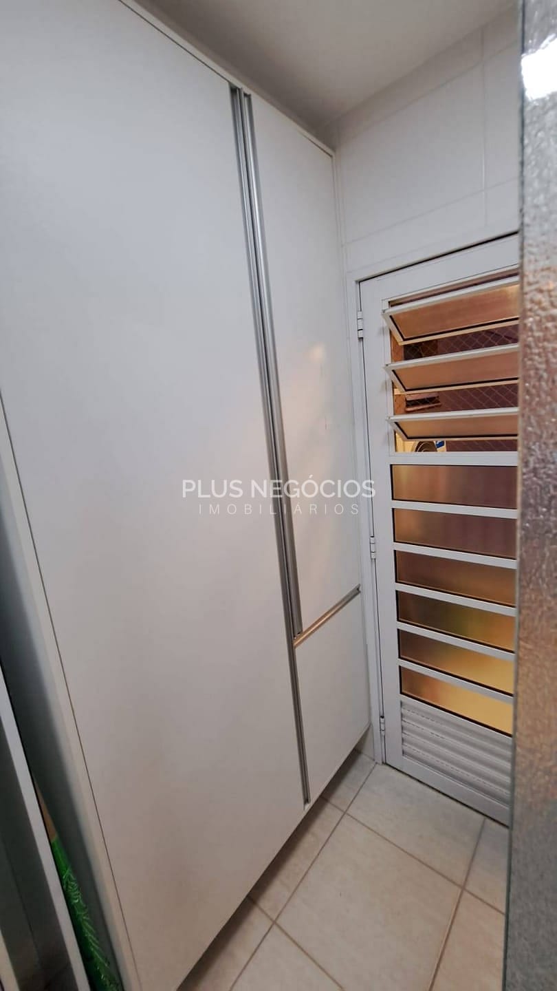 Apartamento à venda com 3 quartos, 96m² - Foto 7