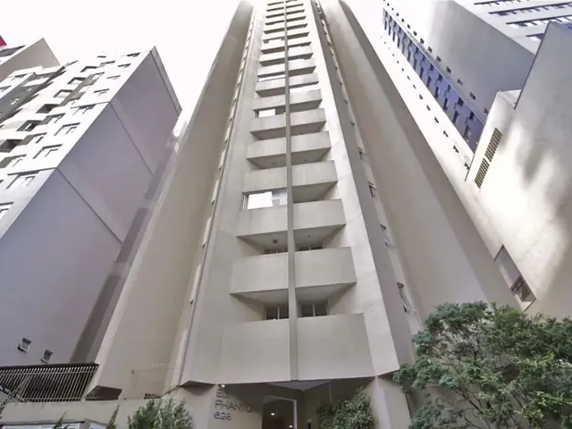 Apartamento 2 quartos e 1 banheiro, para alugar, no bairro Bigorrilho em Curitiba