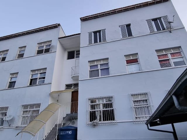 Apartamento 2 quartos e 1 banheiro, à venda, no bairro Itamarati em Petrópolis