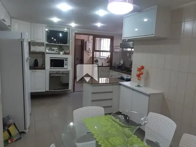 Apartamento com 230m² 4 quartos e 2 banheiros, à venda, no bairro Icaraí em Niterói