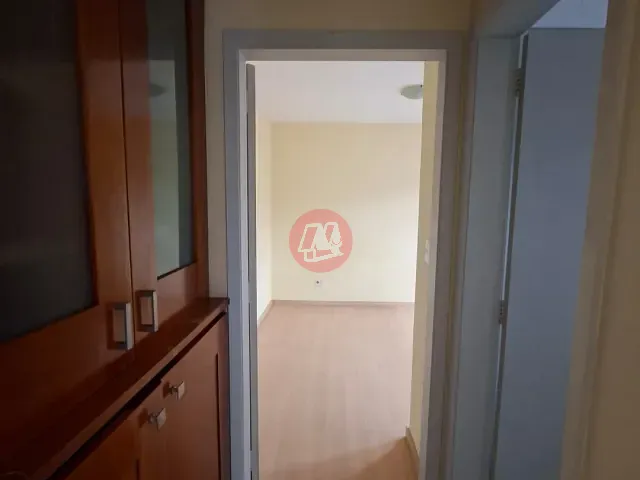 Apartamento 1 quarto e 1 banheiro, para alugar, no bairro Menino Deus em Porto Alegre