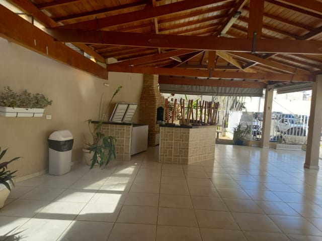Apartamento 2 quartos e 1 banheiro, à venda, no bairro Independência em Taubaté