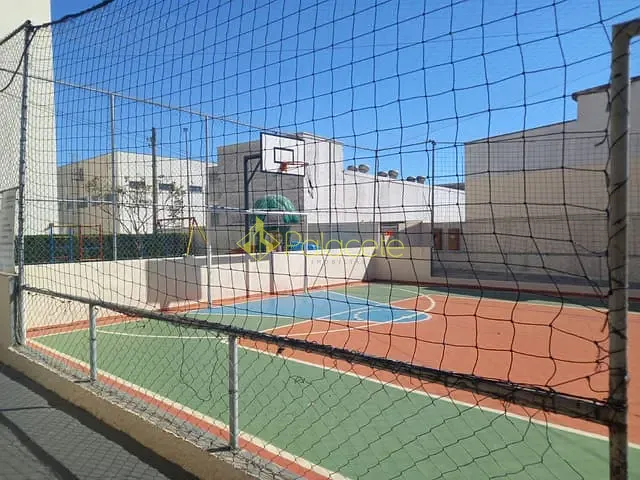 Apartamento 2 quartos e 1 banheiro, à venda, no bairro Independência em Taubaté