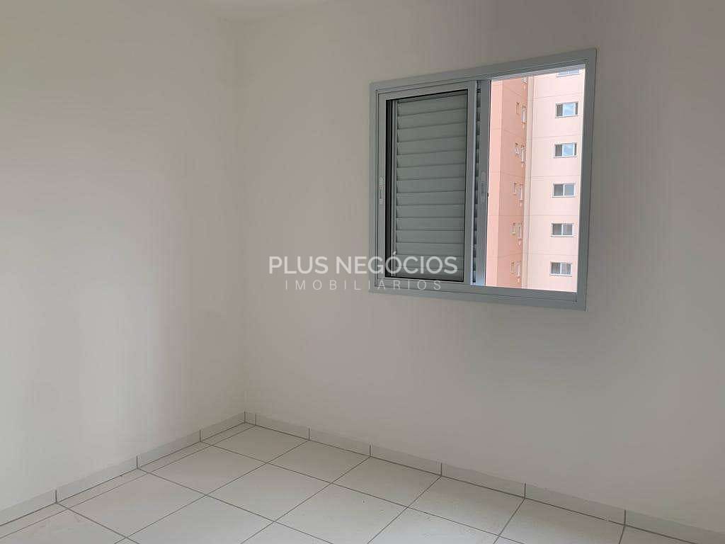 Apartamento à venda com 2 quartos, 42m² - Foto 11
