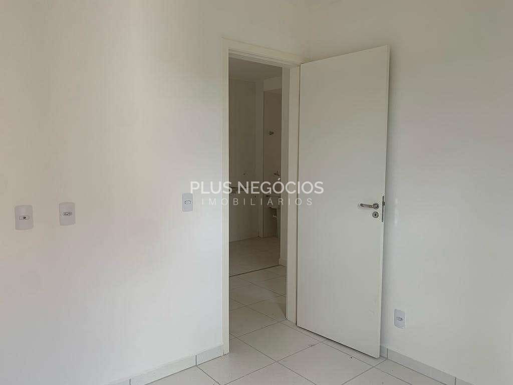 Apartamento à venda com 2 quartos, 42m² - Foto 14