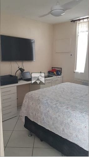 Apartamento à venda com 2 quartos, 62m² - Foto 10