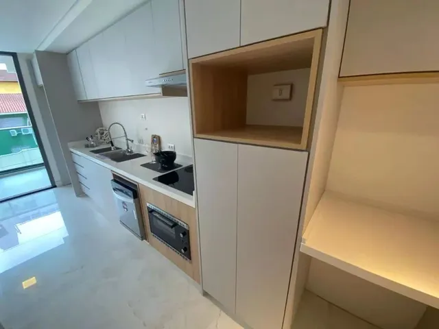 Apartamento 2 quartos e 3 banheiros, à venda, no bairro Mercês em Curitiba
