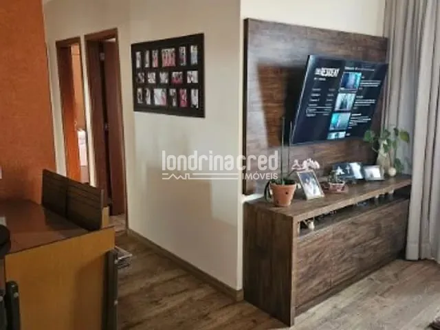 Apartamento 3 quartos e 2 banheiros, à venda, no bairro Residencial Village Champagnat em Londrina