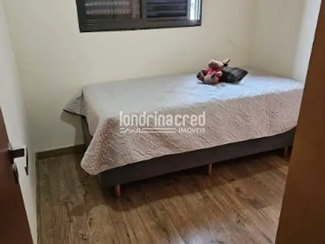 Apartamento 3 quartos e 2 banheiros, à venda, no bairro Residencial Village Champagnat em Londrina