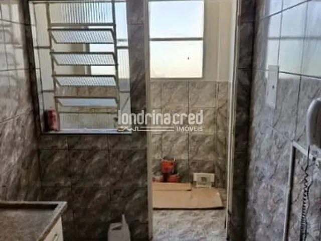 Apartamento 2 quartos e 1 banheiro, à venda, no bairro Condomínio Residencial Itaoca III em Londrina