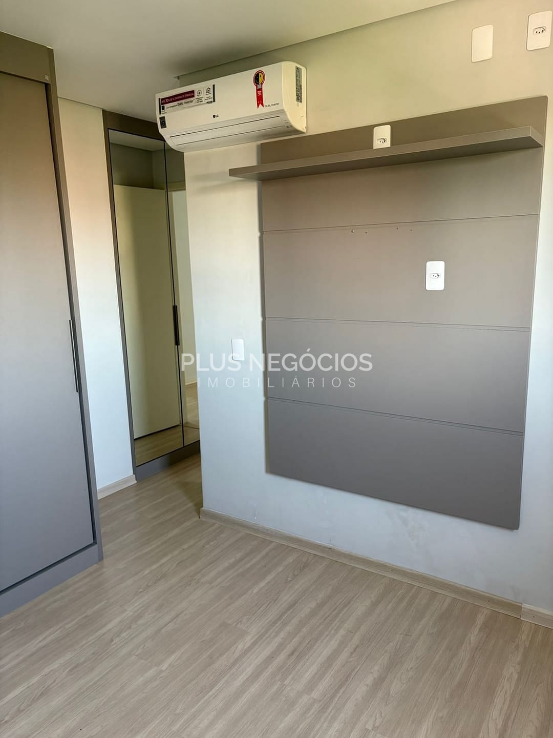 Apartamento à venda com 2 quartos, 59m² - Foto 4