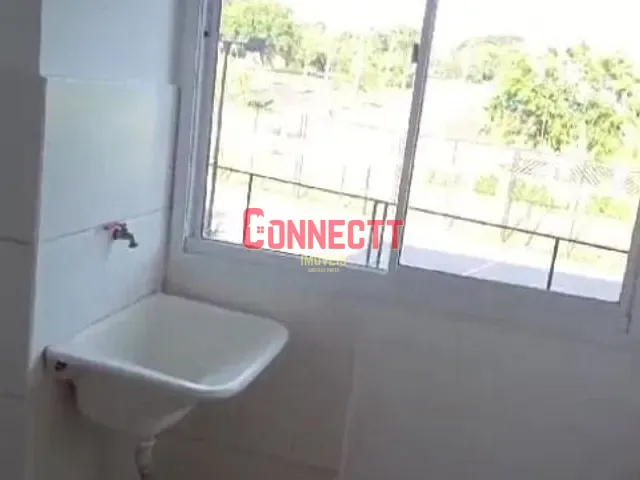 Apartamento com 40m² 2 quartos e 1 banheiro, à venda, no bairro Jardim Diva Tarlá de Carvalho em Ribeirão Preto