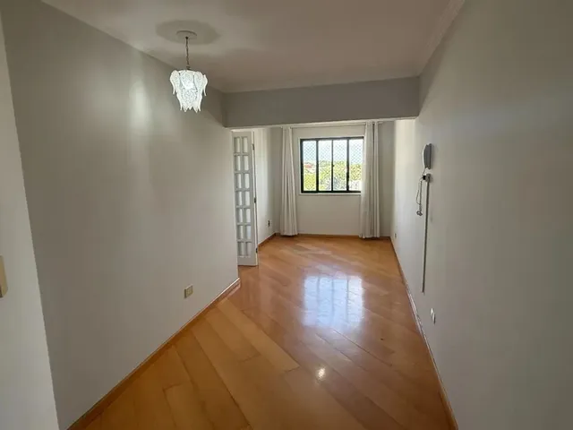 Apartamento 1 quarto e 1 banheiro, para alugar, no bairro Bigorrilho em Curitiba