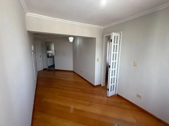 Apartamento 1 quarto e 1 banheiro, para alugar, no bairro Bigorrilho em Curitiba