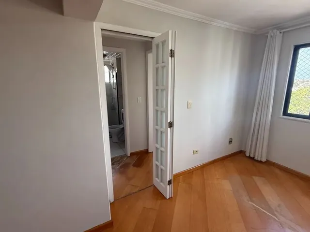 Apartamento 1 quarto e 1 banheiro, para alugar, no bairro Bigorrilho em Curitiba