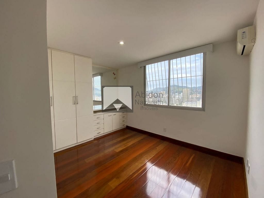 Apartamento à venda com 3 quartos, 110m² - Foto 35