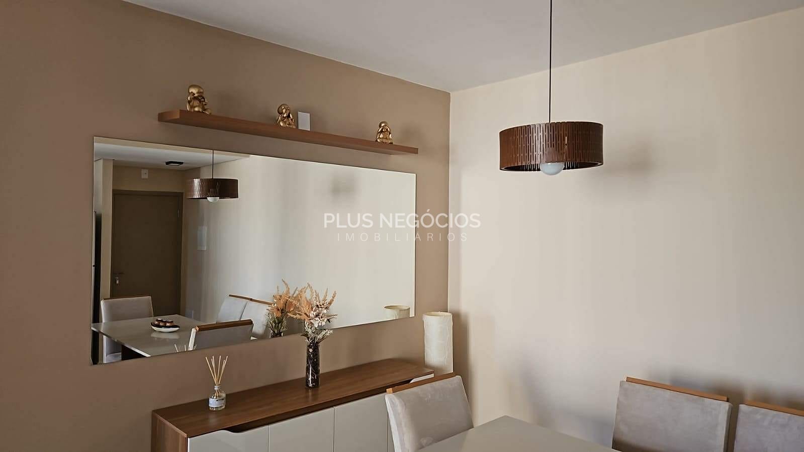 Apartamento à venda com 2 quartos, 70m² - Foto 3